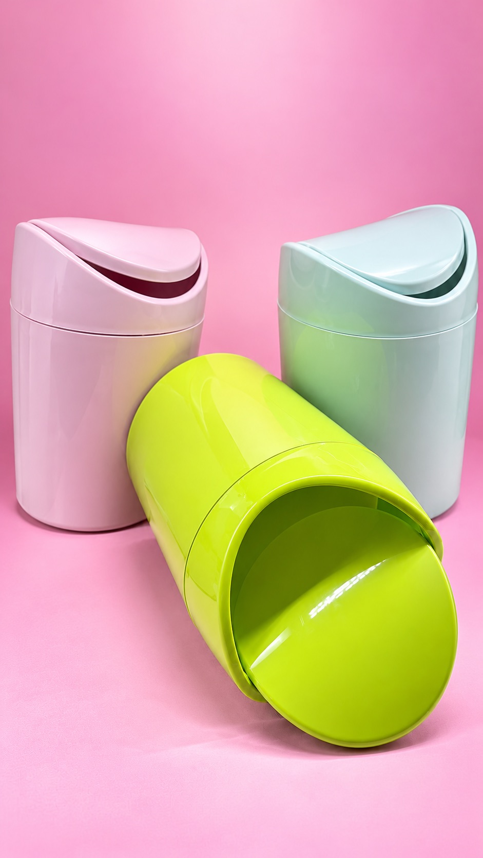 Papeleras pequeñas para espacio de trabajos de uñas