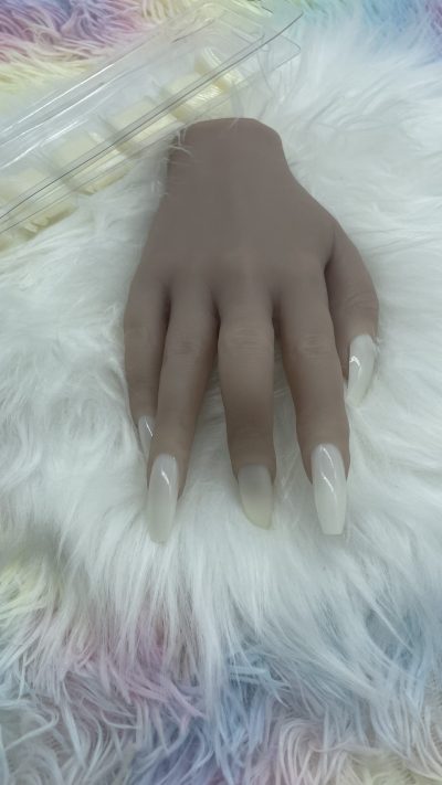 Mano Realista de silicona - Imagen 2
