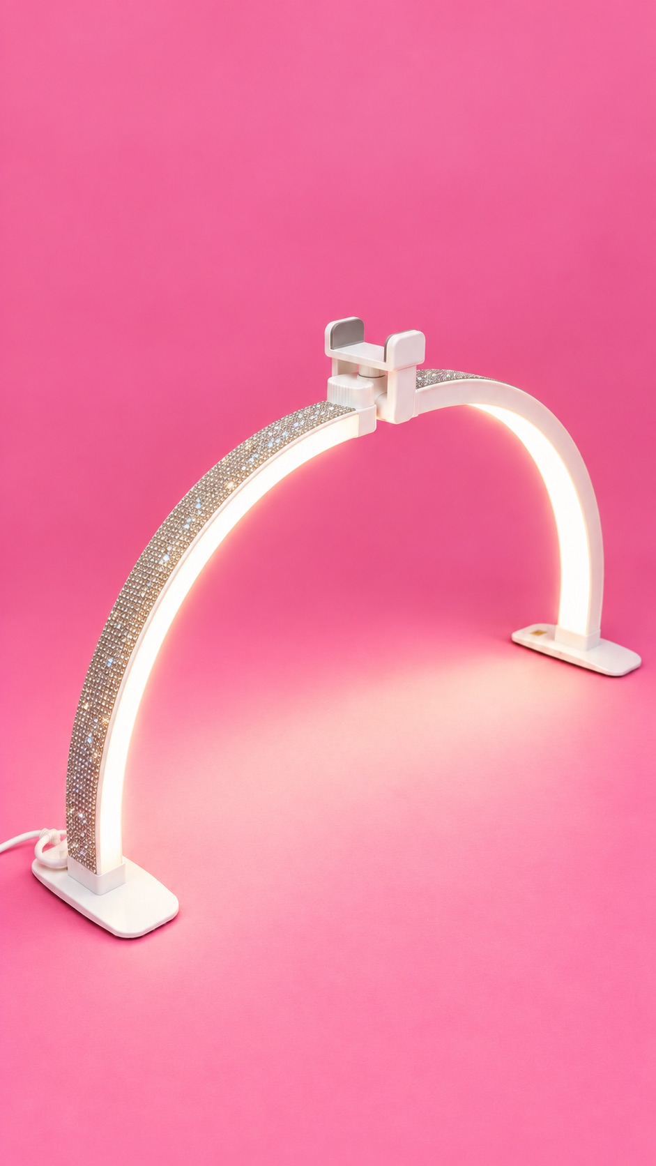 Lámpara LED de mesa con arco y bordes de diamantes