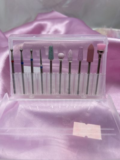 CAJA DE 10 BROCAS CON CEPILLO