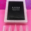 moldes dual system transparentes para uñas en cinco formas diferentes con estuche organizador sobre fondo rosa y lila de FASIONAIL.